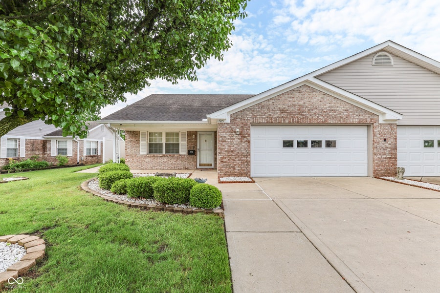 Property photo for 7915 Park Ward Place, Indianapolis, IN