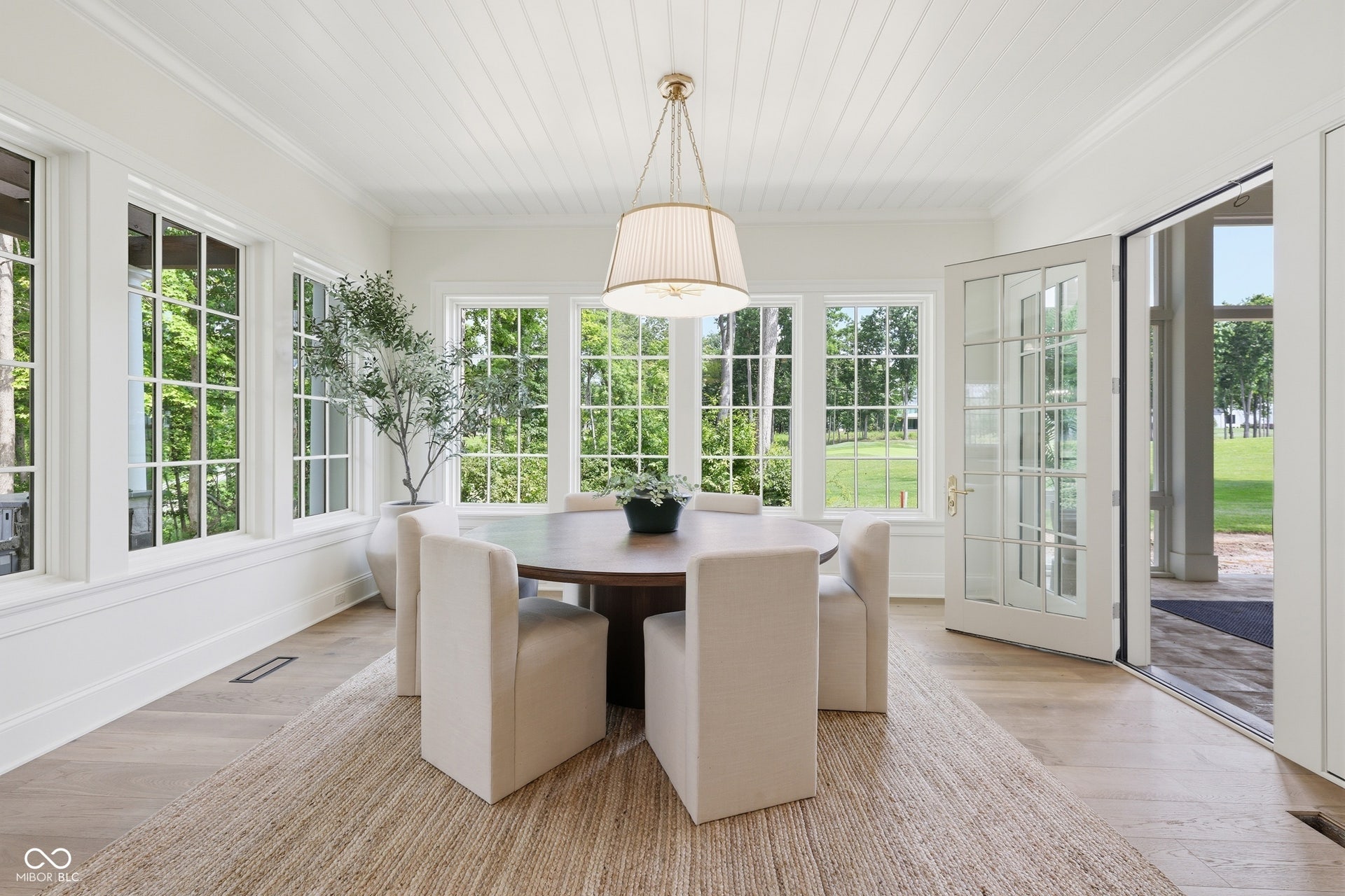 10400 Holliday Farms Boulevard, Zionsville, IN 46077