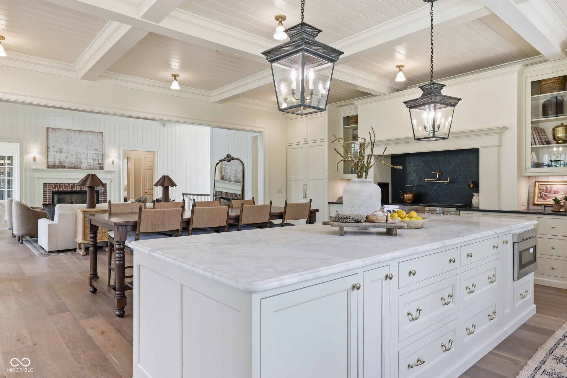 10400 Holliday Farms Boulevard, Zionsville, IN 46077