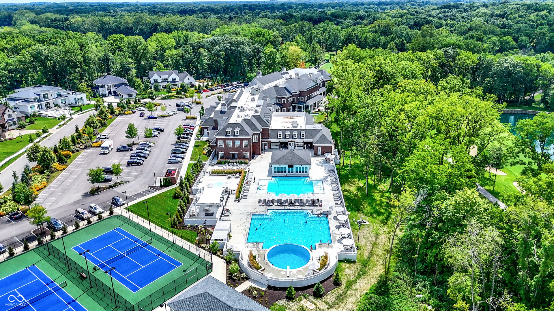 10400 Holliday Farms Boulevard, Zionsville, IN 46077