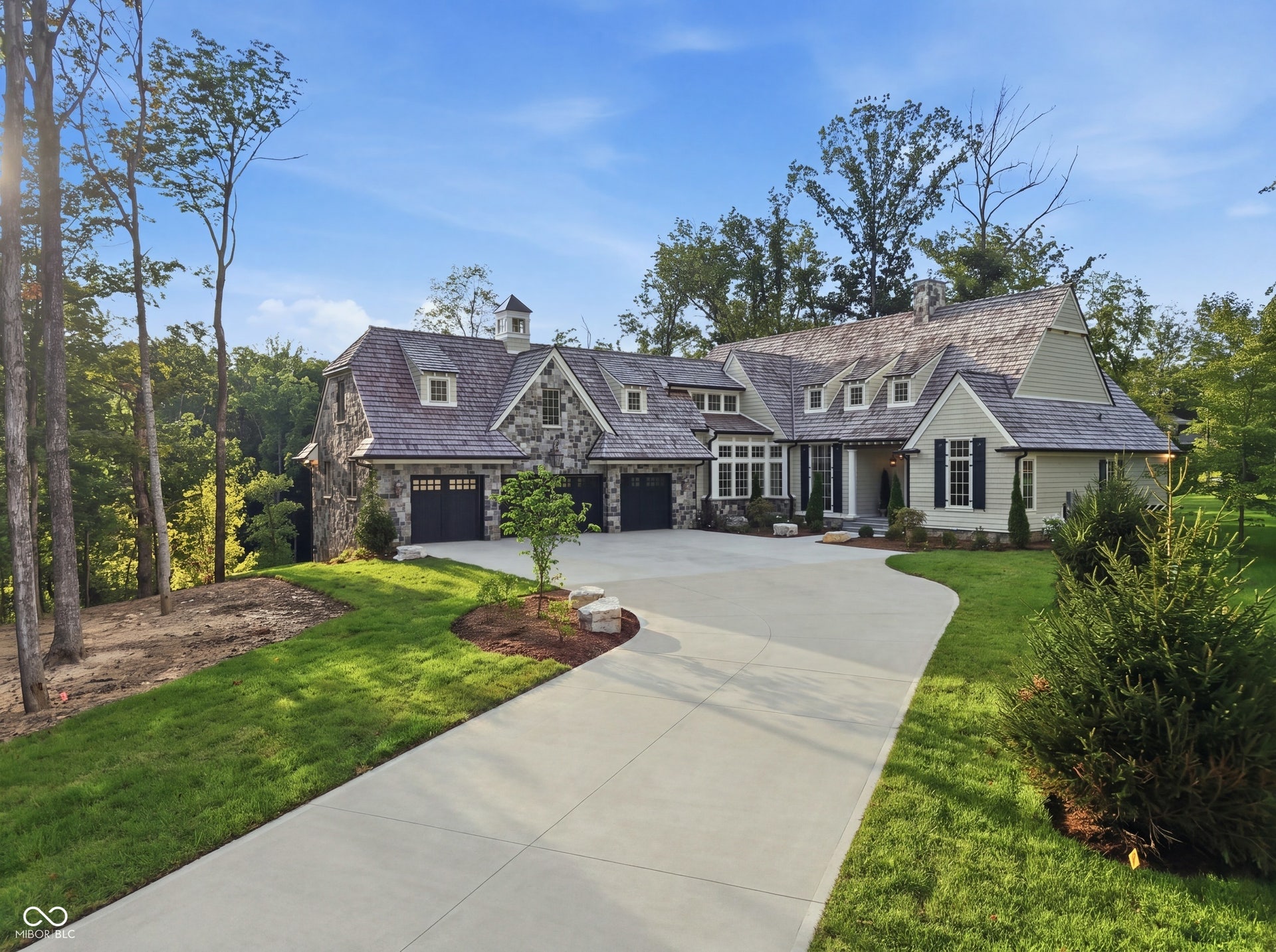 10400 Holliday Farms Boulevard, Zionsville, IN 46077