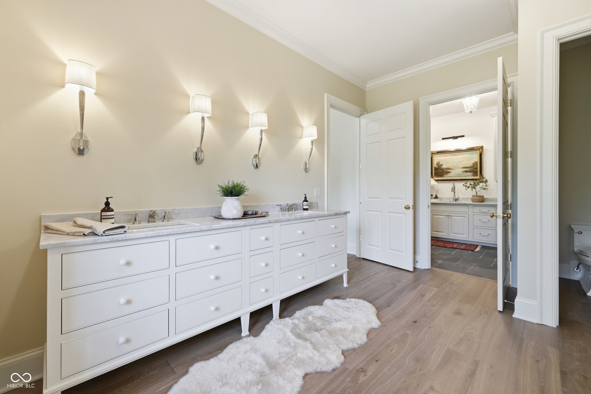 10400 Holliday Farms Boulevard, Zionsville, IN 46077