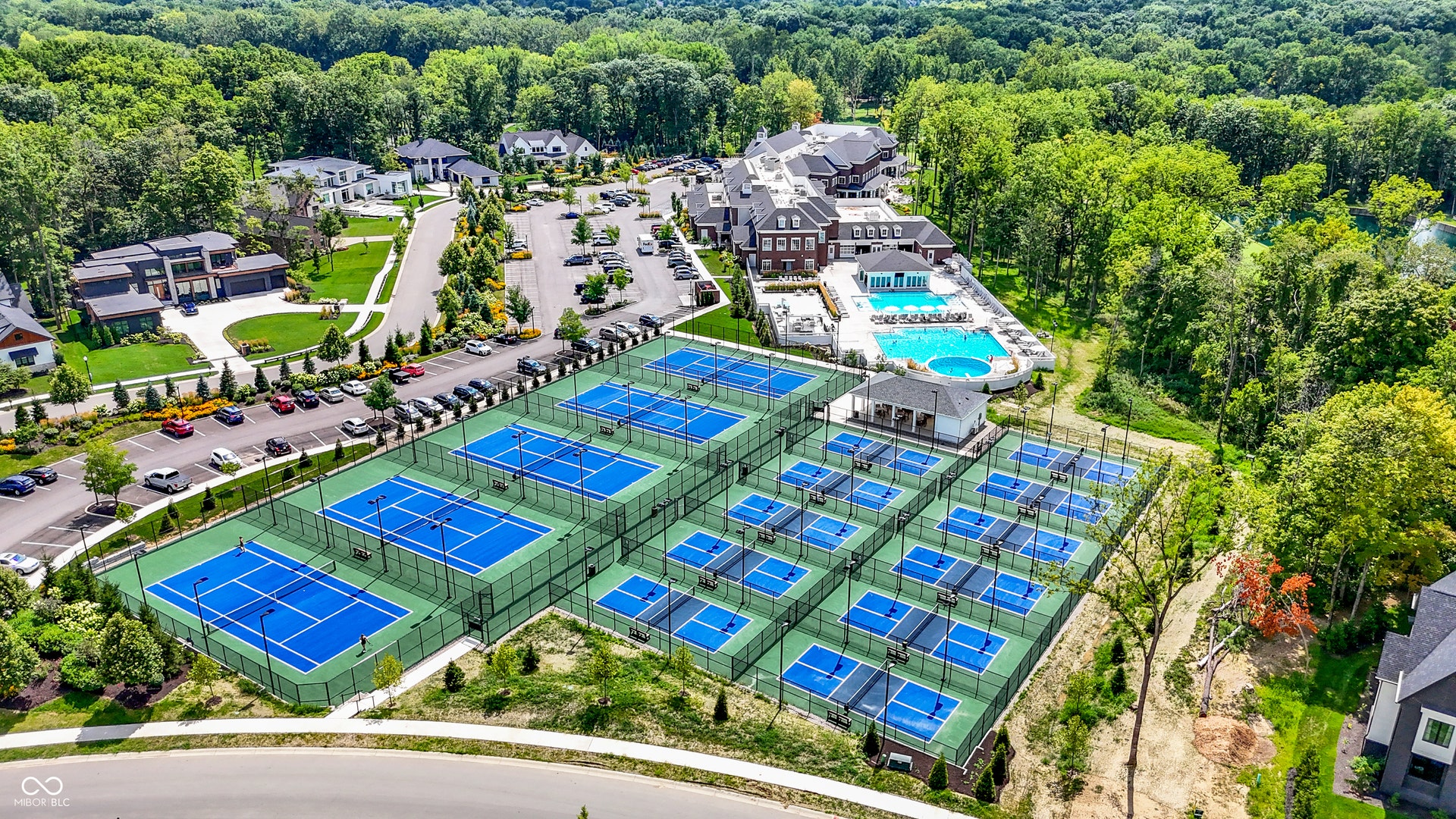 10400 Holliday Farms Boulevard, Zionsville, IN 46077