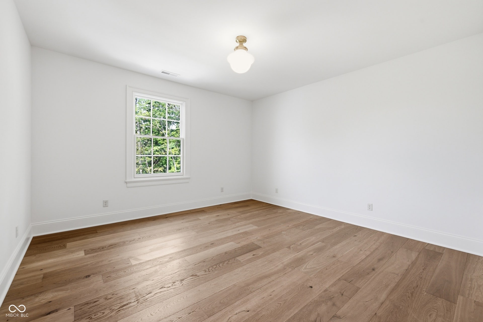 10400 Holliday Farms Boulevard, Zionsville, IN 46077