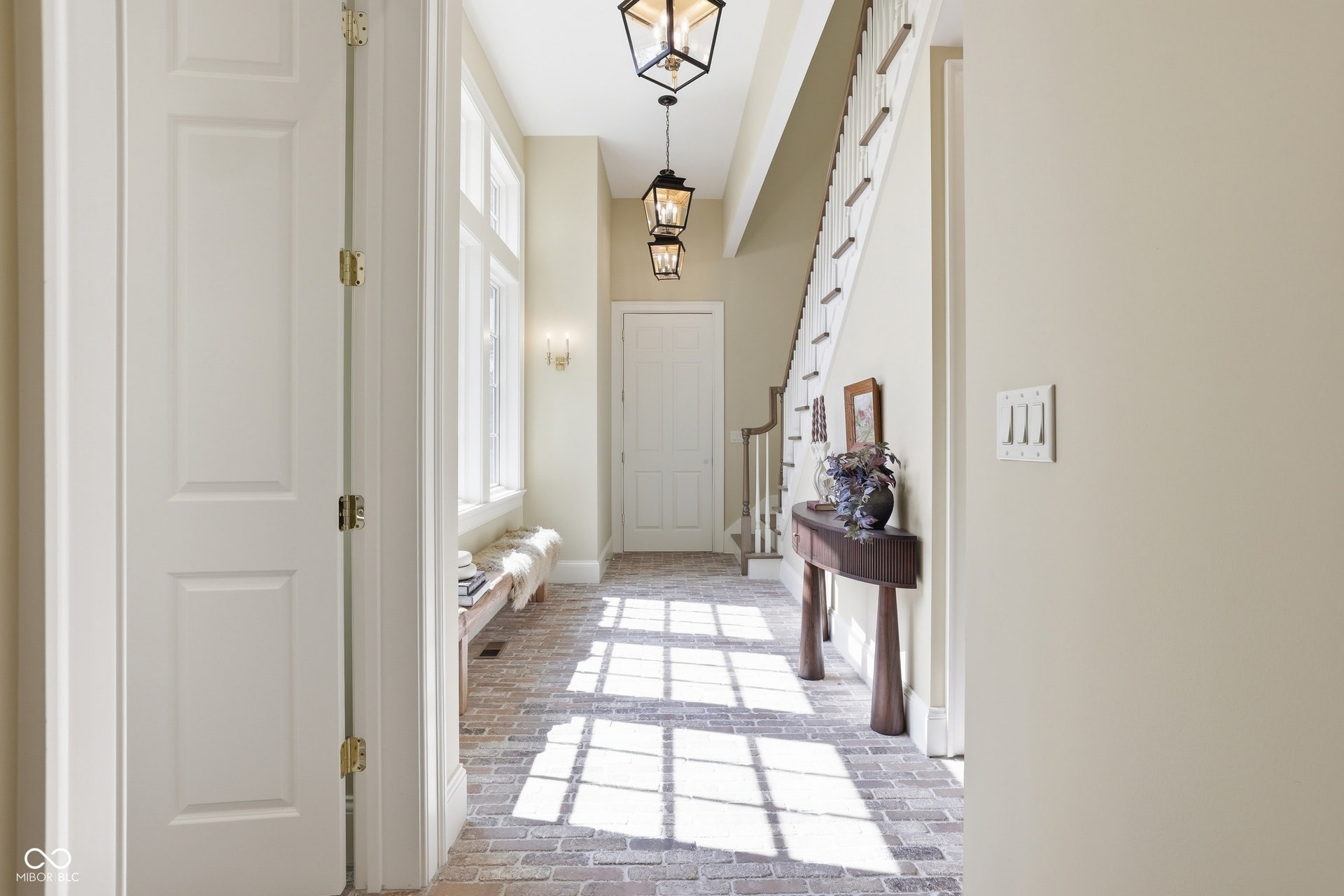 10400 Holliday Farms Boulevard, Zionsville, IN 46077