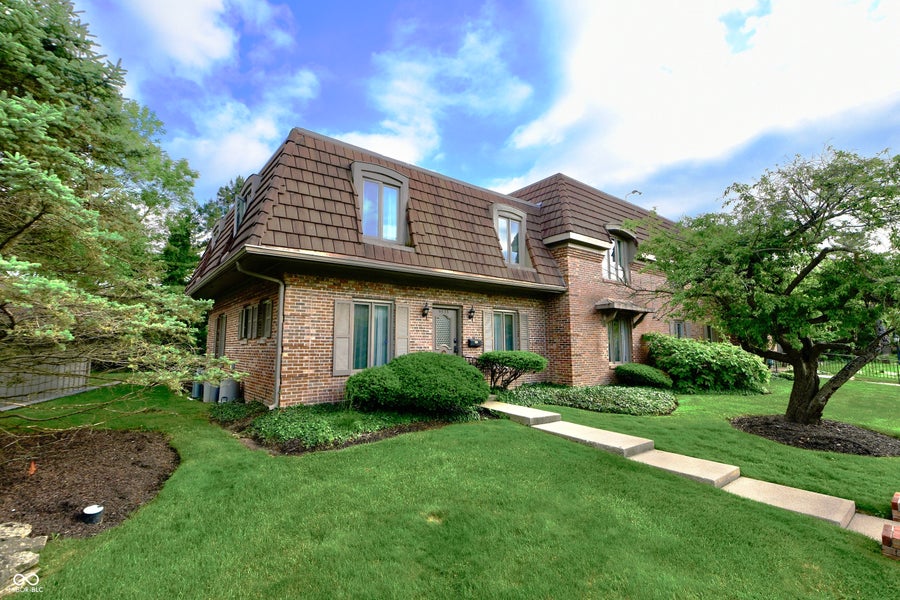 Property photo for 5533 Roxbury Terrace, Indianapolis, IN
