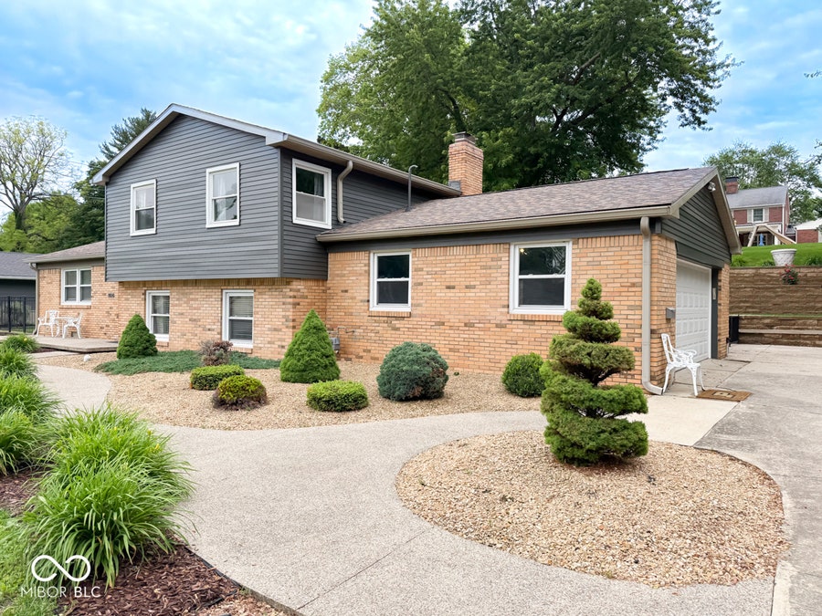 Property photo for 1106 Fairfield Drive, Shelbyville, IN