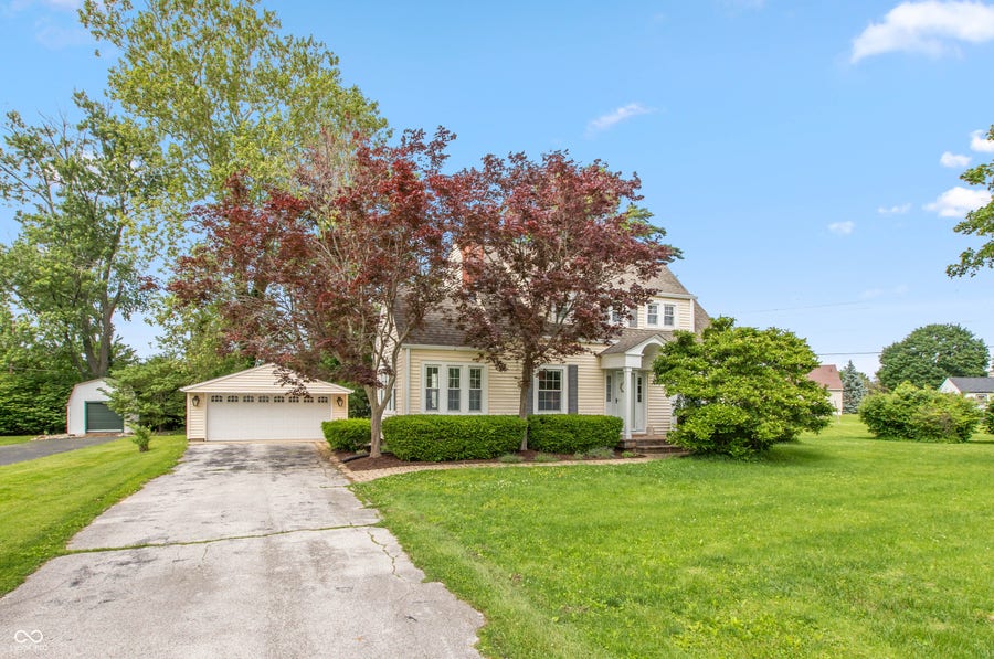 Property photo for 312 Orchard Lane, Greenwood, IN