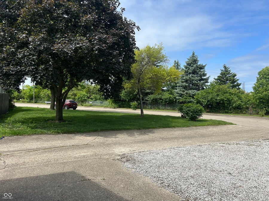 Property photo for 918 Elm Street, Indianapolis, IN