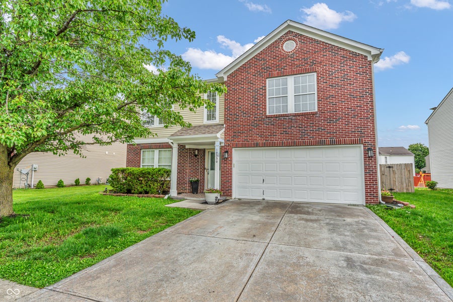 Property photo for 10330 Split Rock Way, Indianapolis, IN