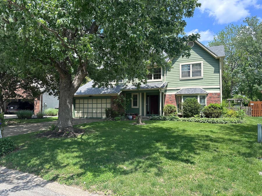 Property photo for 7669 Pinesprings East Drive, Indianapolis, IN