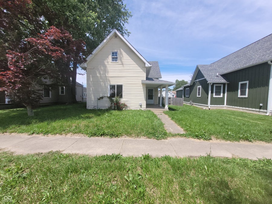 Property photo for 932 W Main Street, Greenfield, IN