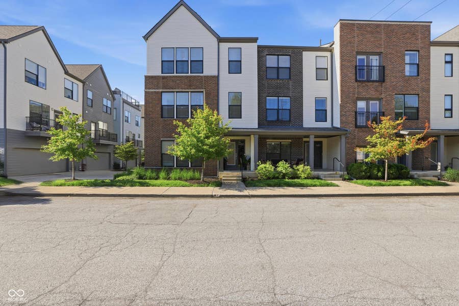 Property photo for 465 E 19th Street, Indianapolis, IN
