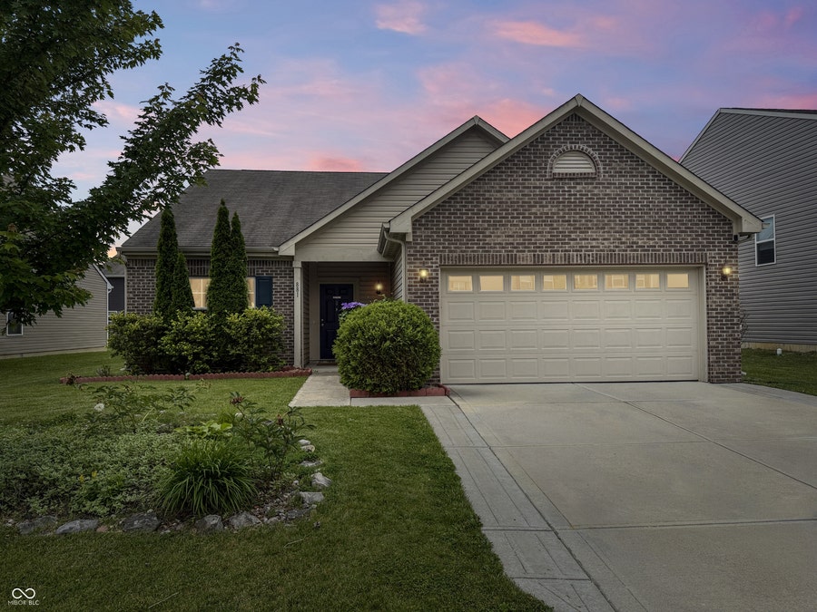 Property photo for 881 Sommersweet Run, Greenwood, IN