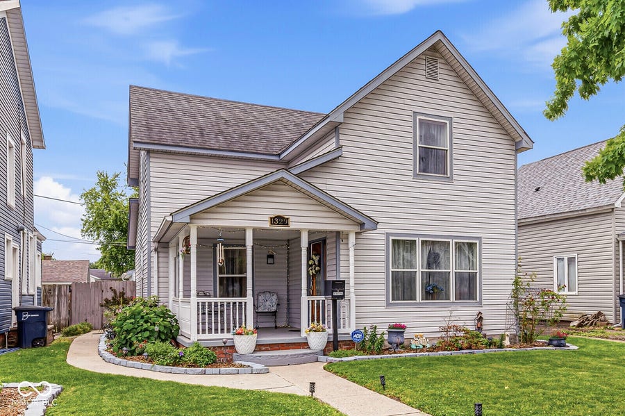 Property photo for 1329 S G Street, Elwood, IN