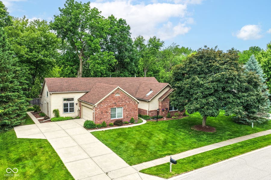 Property photo for 13764 Roswell Drive, Carmel, IN