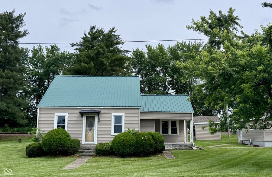Property photo for 2538 E State Road 44, Connersville, IN