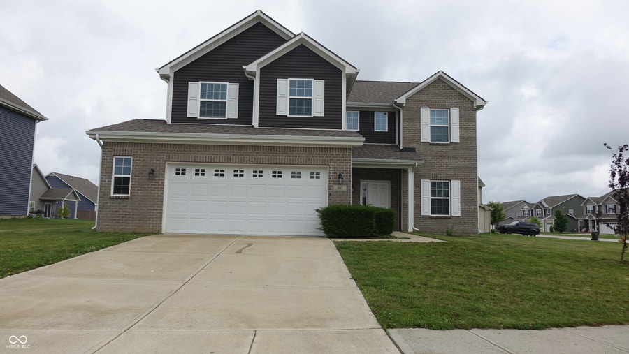 Property photo for 942 Maple Stone Drive, Greenwood, IN