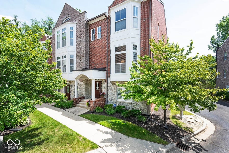 Property photo for 960 Brownstone Trace, Carmel, IN