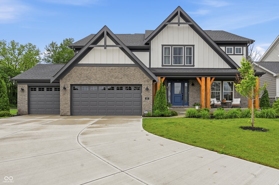 Property photo for 227 Oakhurst Way, Westfield, IN