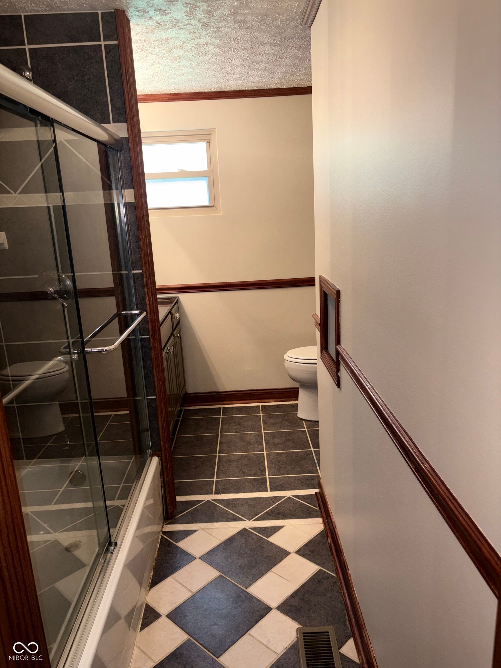 7855 Bluff Road, Indianapolis, IN 46217