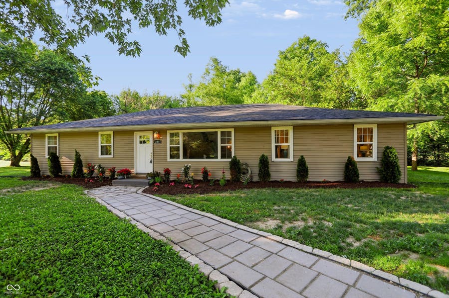 Property photo for 285 Robb Hill Road, Martinsville, IN