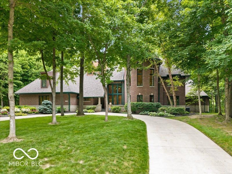 Property photo for 812 Woodcrest Way, Anderson, IN