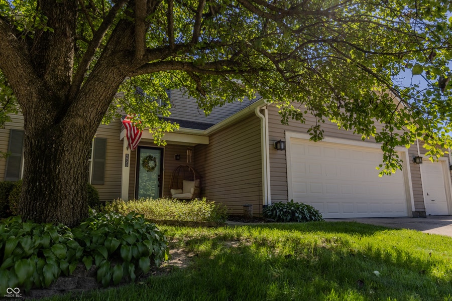 Property photo for 9923 S Redmond Court, Indianapolis, IN