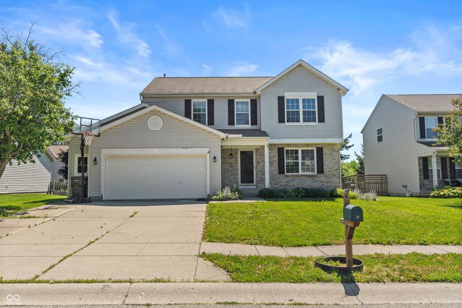 Property photo for 8519 Walden Trace Drive, Indianapolis, IN