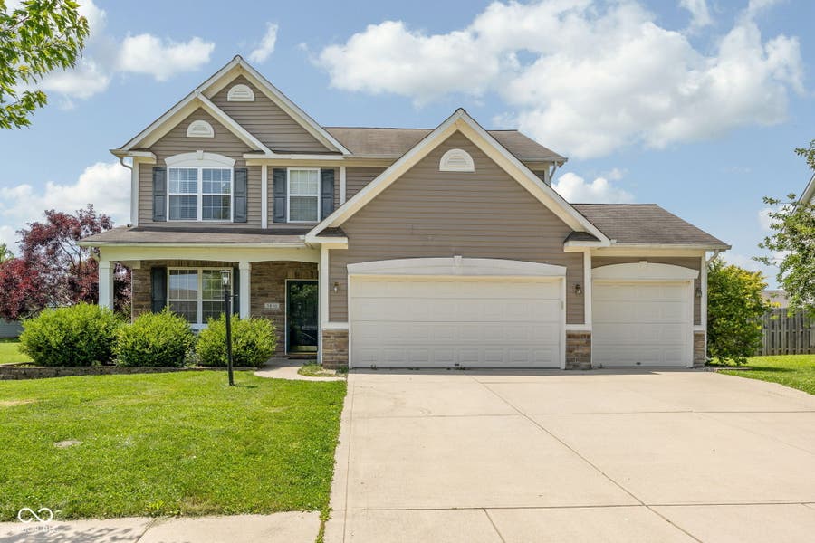Property photo for 5836 Monticello Square Lane, Indianapolis, IN