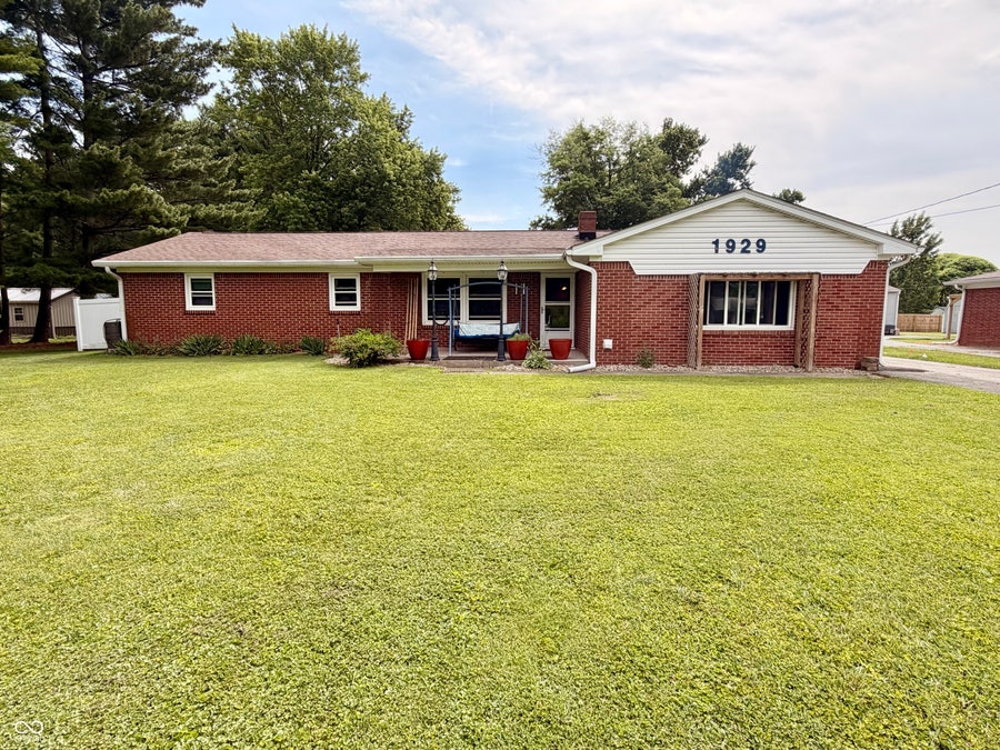 Property photo for 1929 N Avon Avenue, Avon, IN