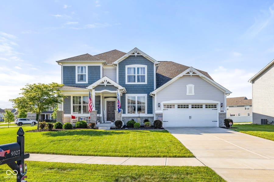 Property photo for 9327 Cobble Court, Avon, IN