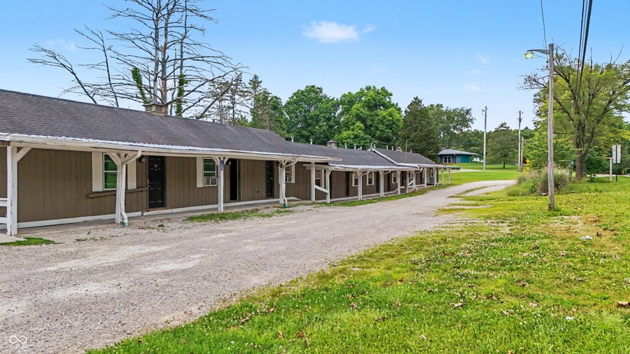 Property photo for 1958 State Road 135 N, Nashville, IN