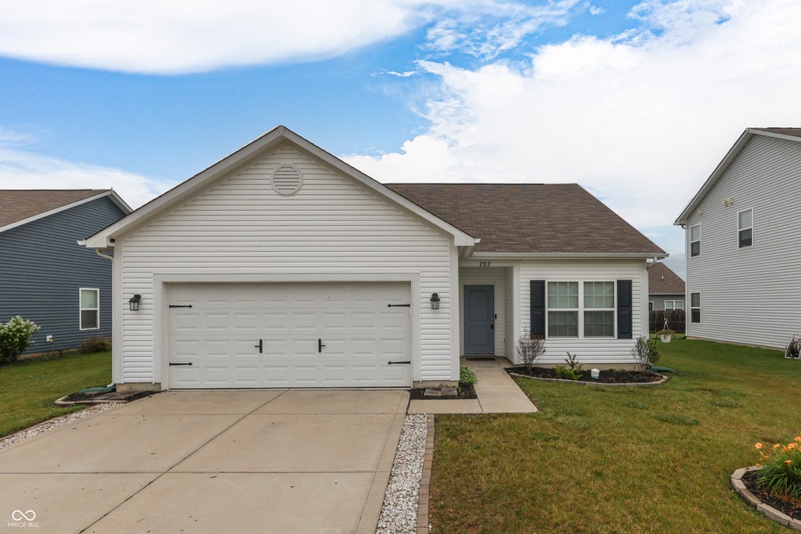 Property photo for 202 Longleaf Lane, Greenfield, IN