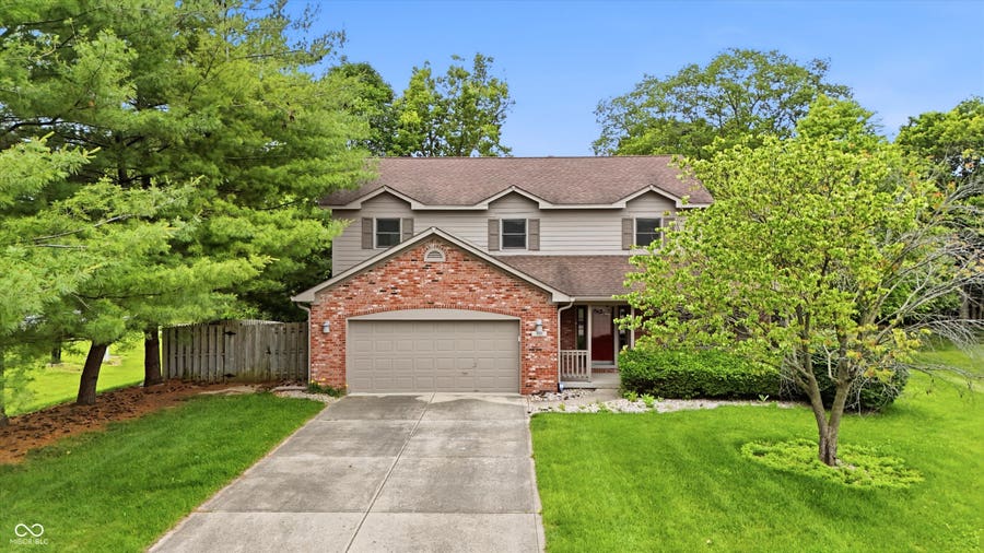 Property photo for 404 Tara Circle, Greenwood, IN