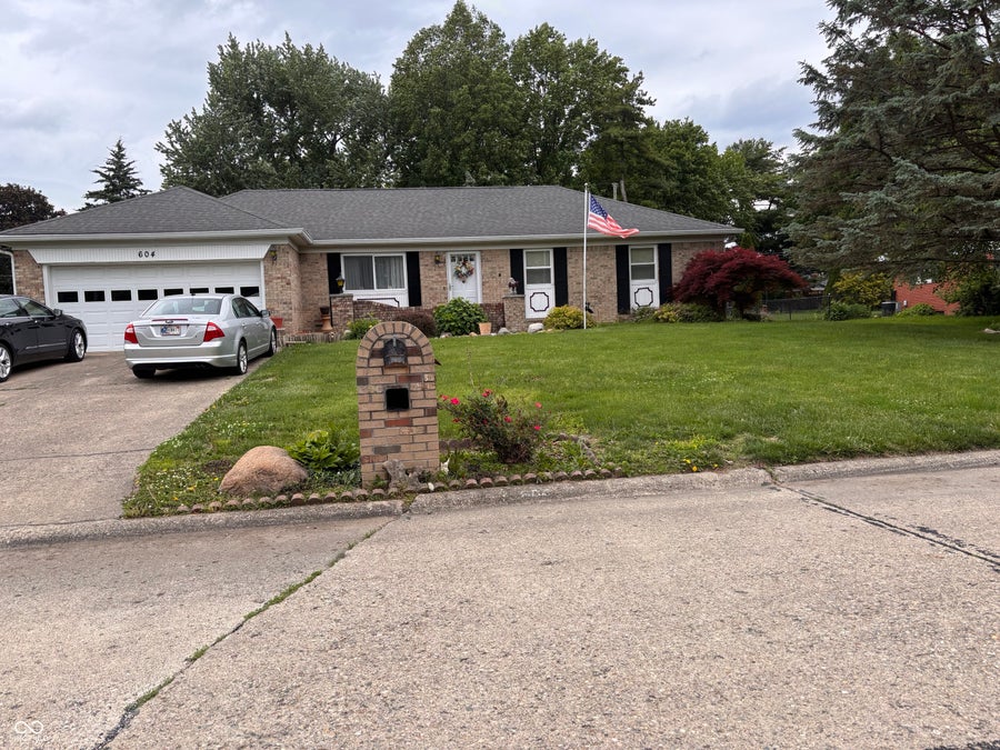 Property photo for 604 Chariot Lane, Indianapolis, IN