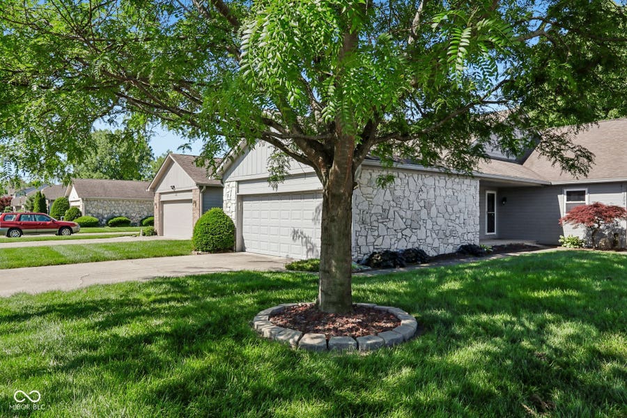 Property photo for 1200 Timber Creek Lane, Greenwood, IN