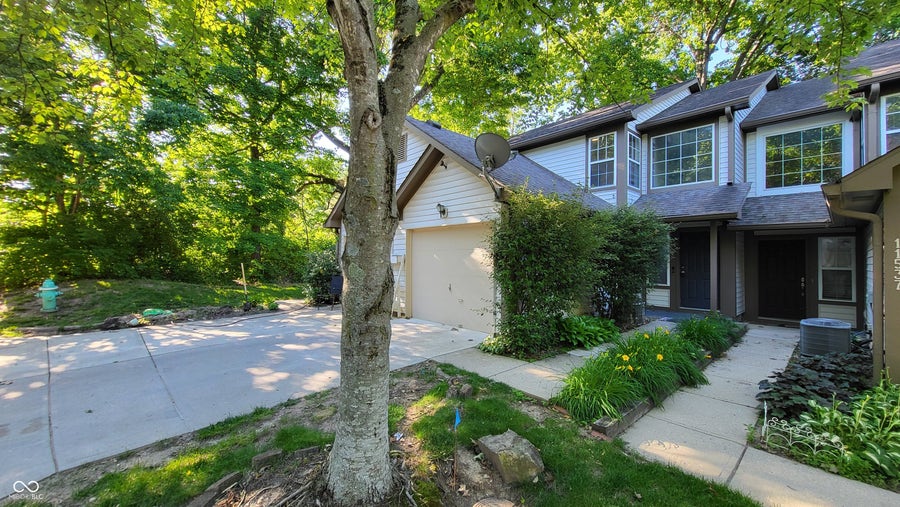 Property photo for 11539 Hidden Bay, Indianapolis, IN