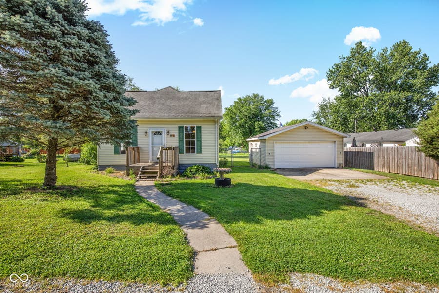 Property photo for 9781 W Walnut Street, Lapel, IN