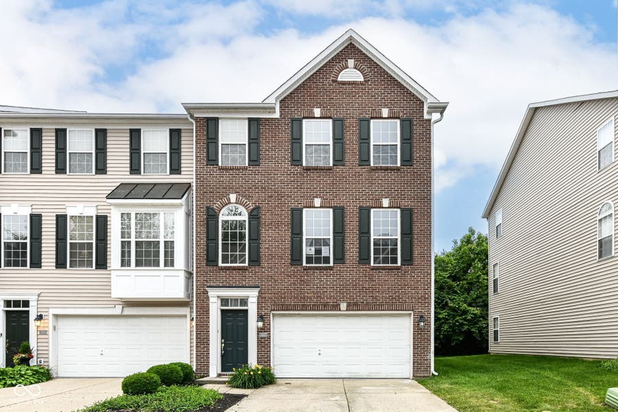 Property photo for 3327 Decker Ridge Drive, Indianapolis, IN