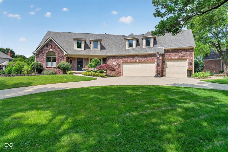 Property photo for 3762 Bent Tree Lane, Greenwood, IN