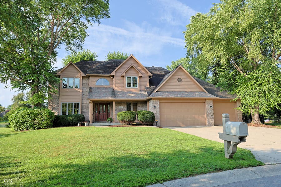 Property photo for 5411 Innisbrooke Court, Greenwood, IN