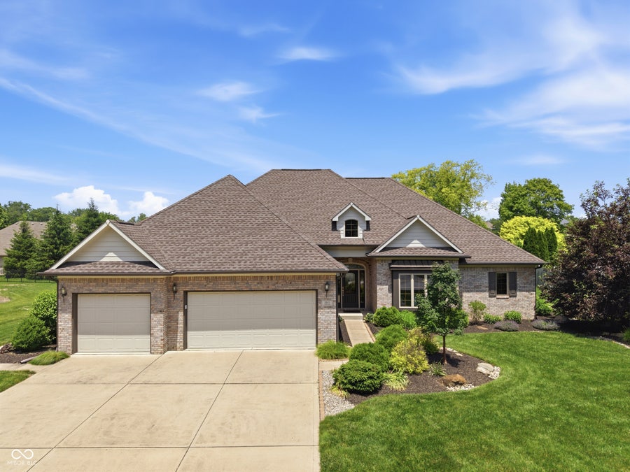 Property photo for 2045 Aspen Drive, Avon, IN