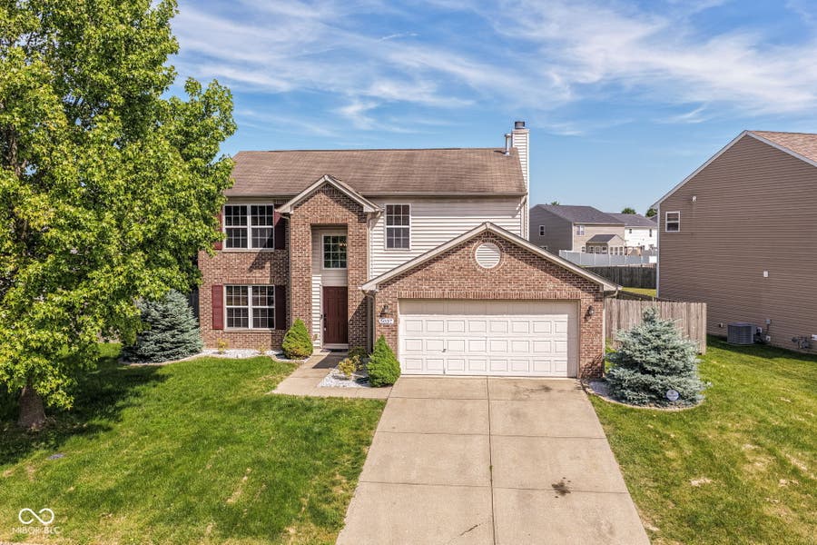 Property photo for 5037 Birmingham Drive, Indianapolis, IN