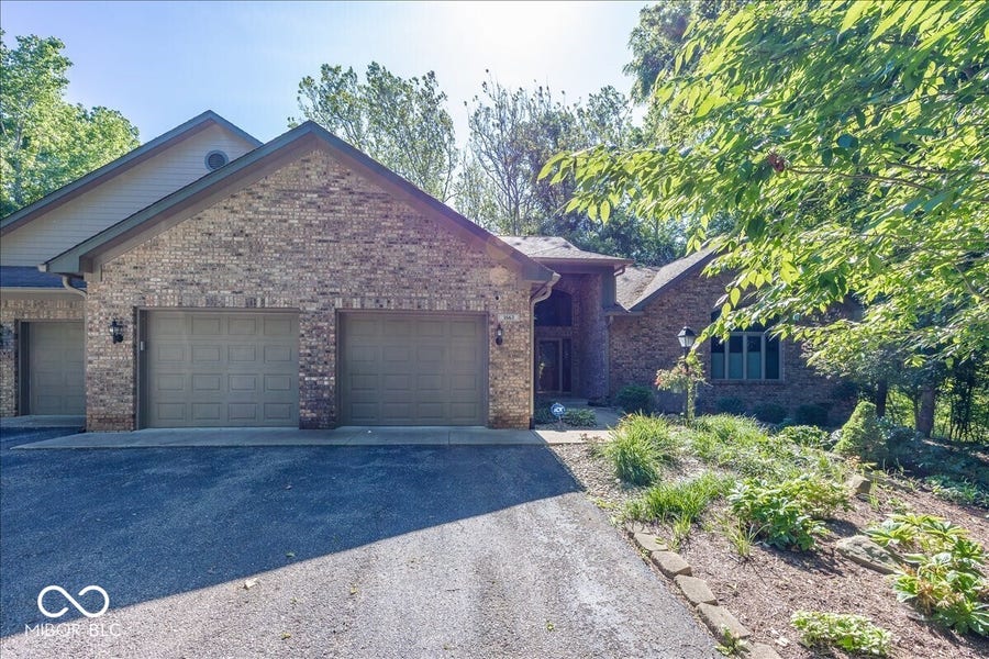 Property photo for 1663 Walnut Trace, Greenfield, IN