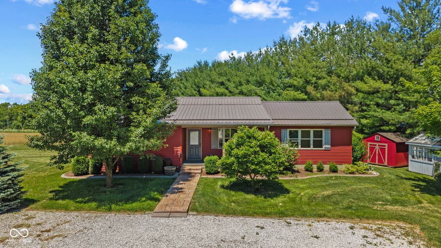 Property photo for 1630 N 400 W, Bargersville, IN