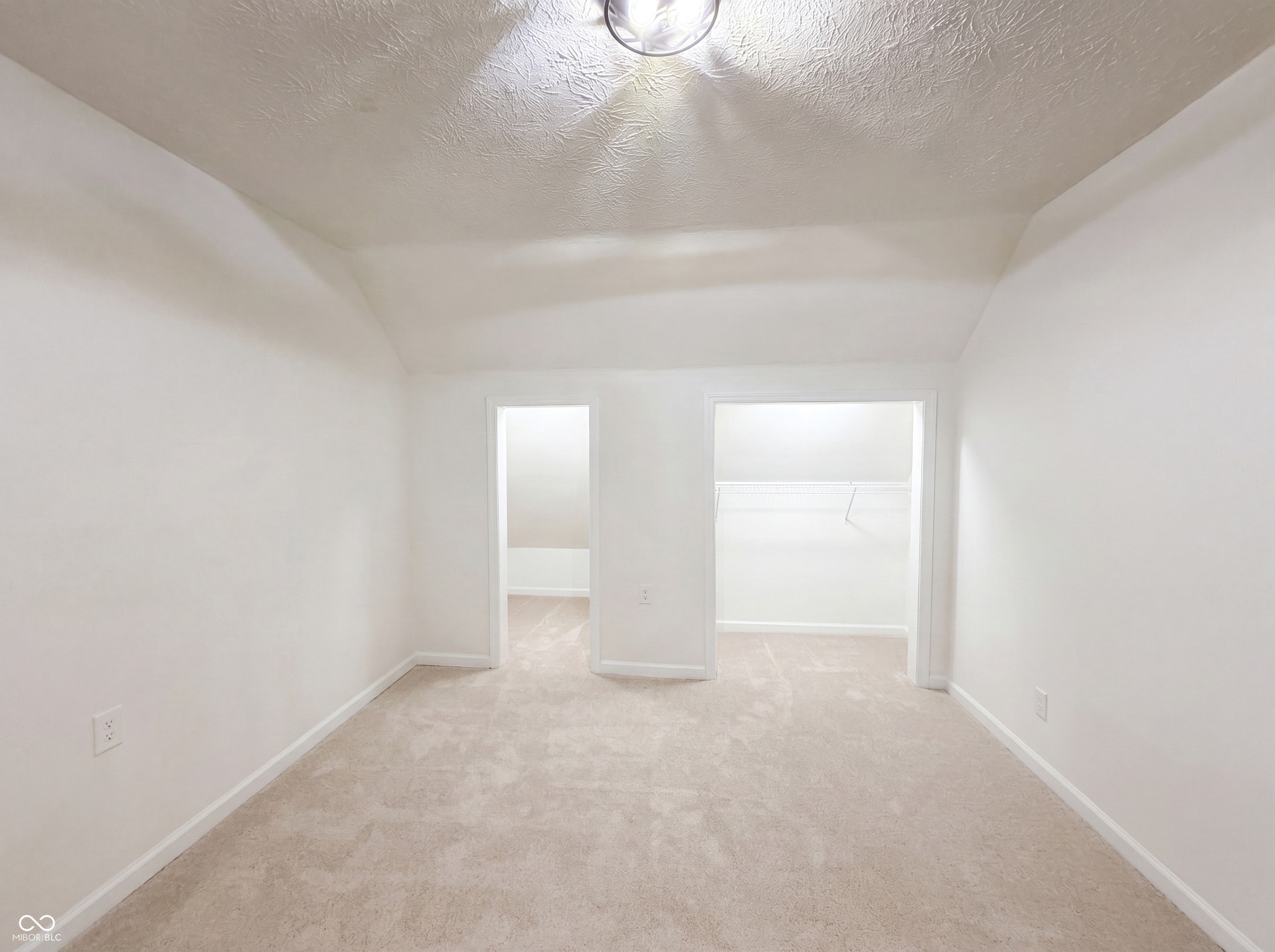 37 N Sherman Drive, Indianapolis, IN 46201