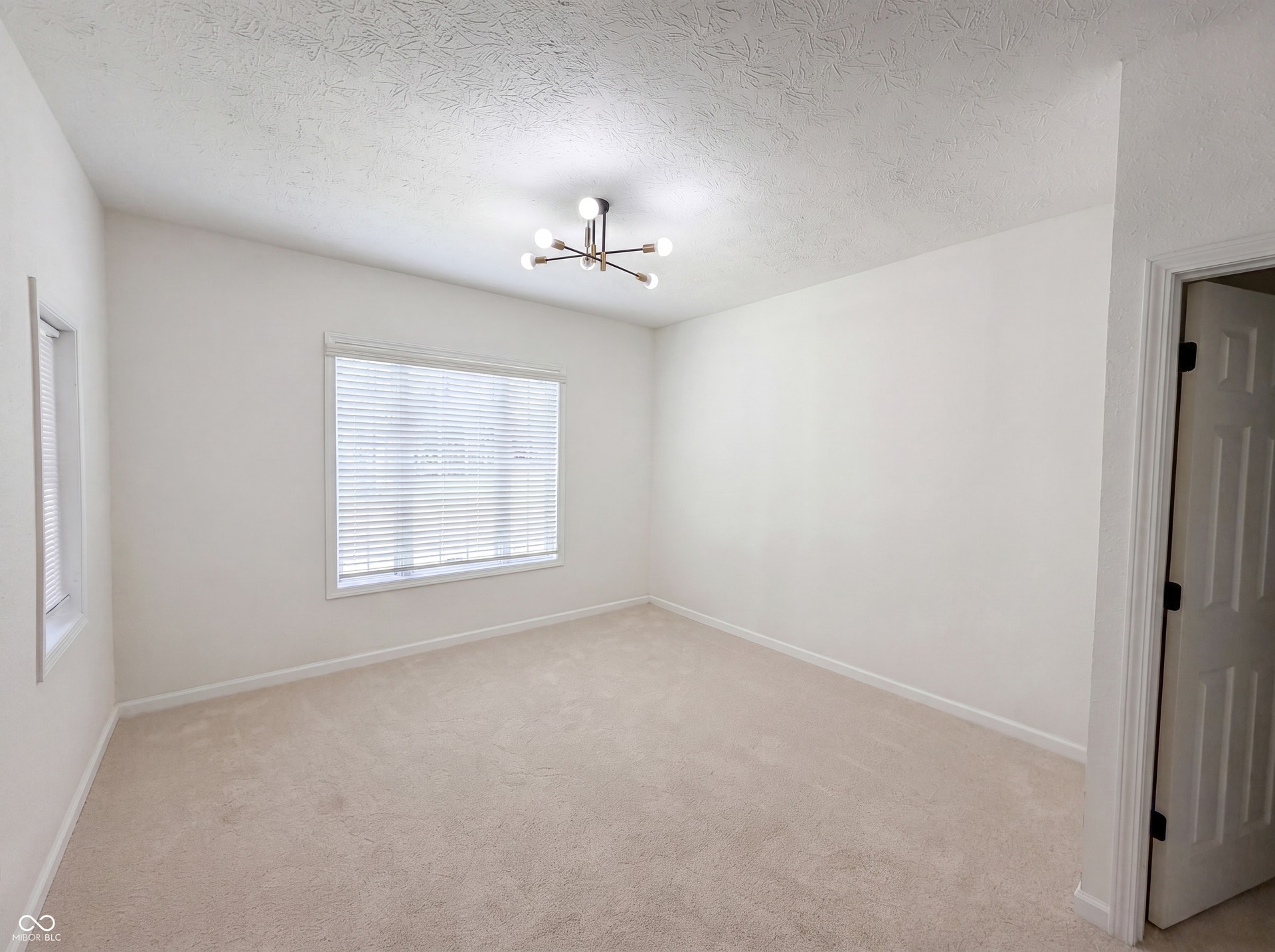 37 N Sherman Drive, Indianapolis, IN 46201