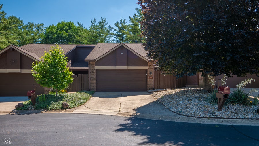 Property photo for 209 Brighton Court, Greenwood, IN