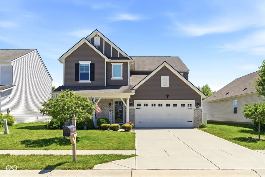 Property photo for 10359 Deercrest Lane, Indianapolis, IN
